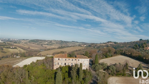 Detached house / Villa for sale 2100 m² - 26 rooms - Ancona