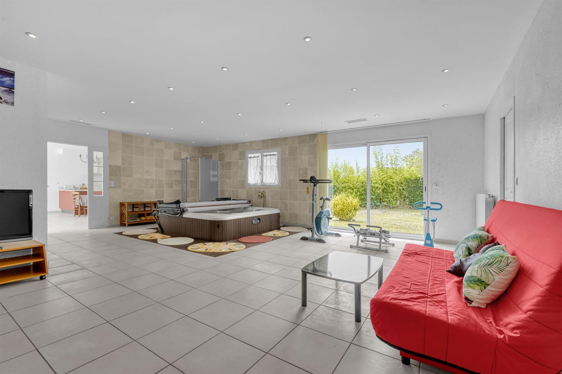 Große Villa Typ 7 von ca. 280m²