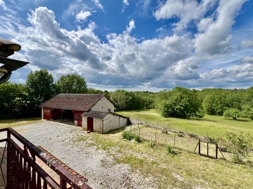 Propriété de 2 hectares avec étang