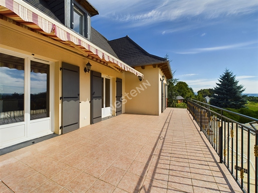 20 minutes from Aurillac, for sale in Teissières-les-bouliès, on land of about 5700m²,