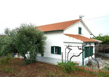 Quintinha in Zentralportugal 1238m2, Wohnhaus und 2. Haus