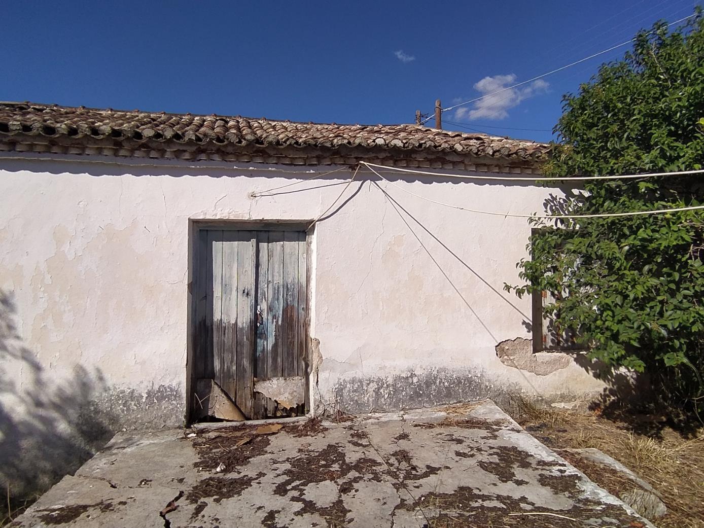 Old stone house for sale in Manesi (close to Nafplio)