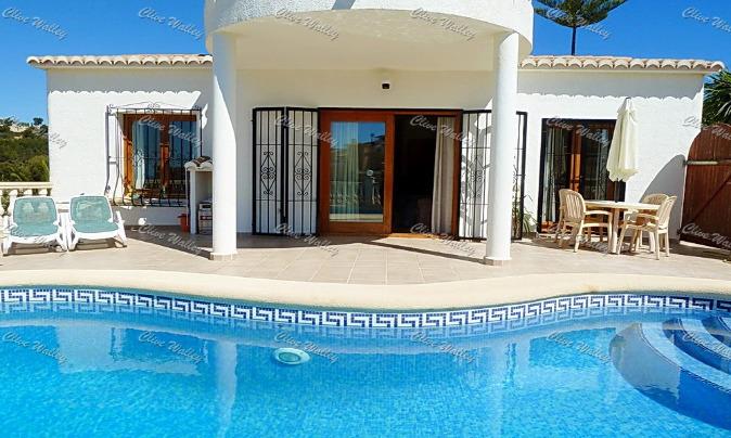 Hermosa Det Villa, piscina privada, increíbles vistas mar/montaña.