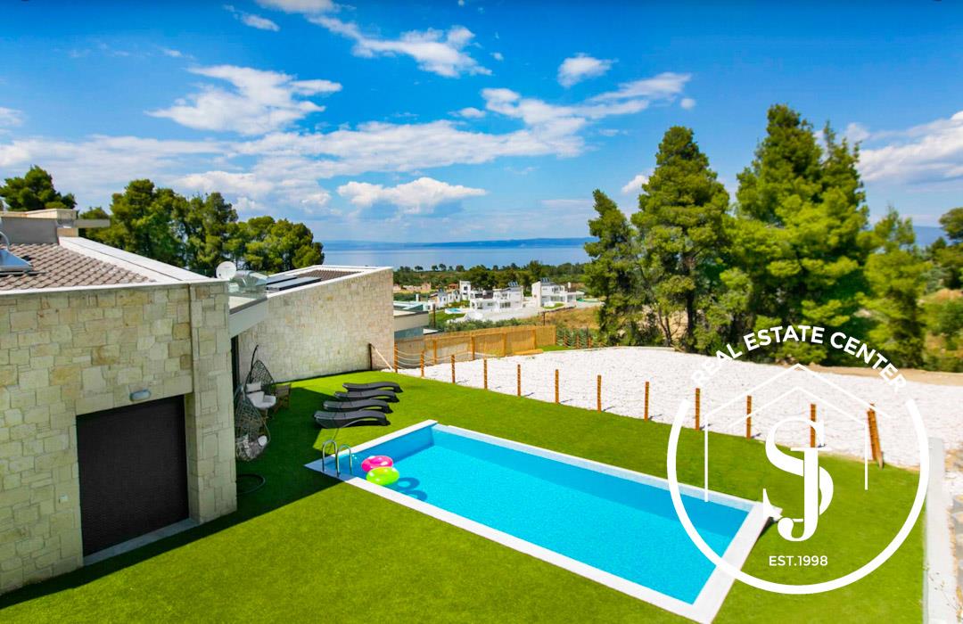 Maisonnette moderne, avec piscine privée !!