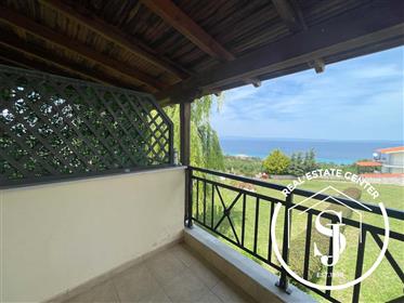 Wonderful Home On 2 Levels With Panoramic Views To The Sea!!