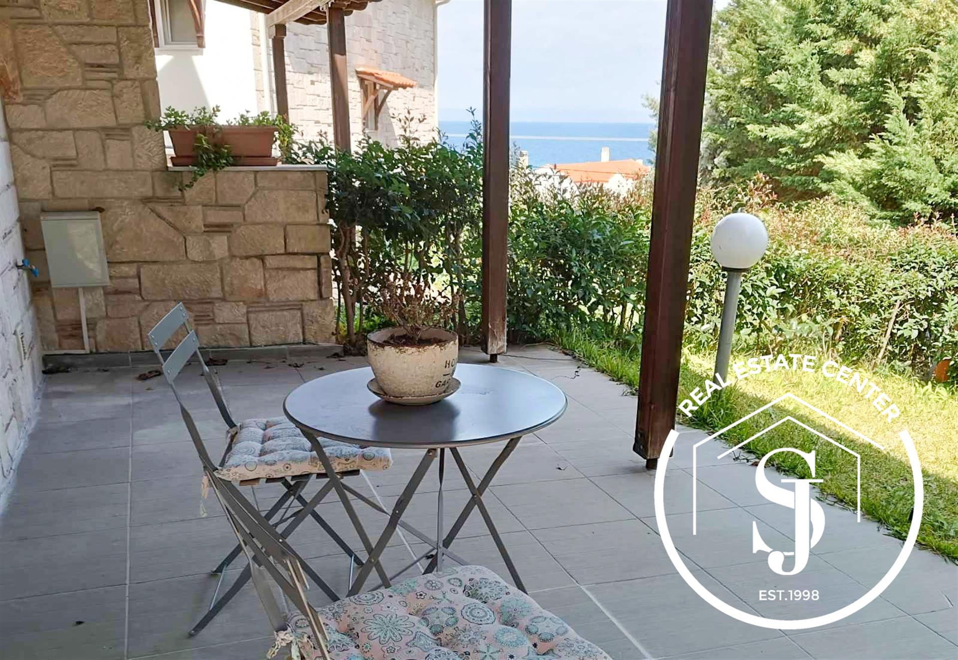 Maisonette On A Corner Lot Surrounded By Trees, Sea Views!!