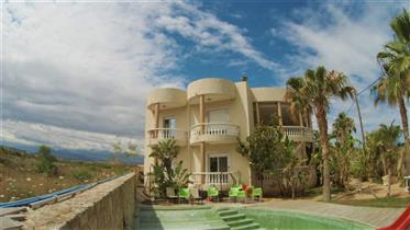 Luxurious Villa For Sale In Akrotiri, Stavros