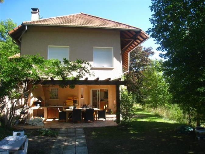 Villa T9, 320 m² on a plot of 18 670 m²
