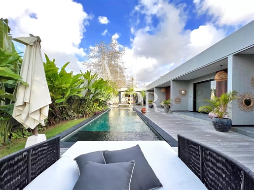 4 Slaapkamer Villa met Zwembad - Uw Paradijs in Bali