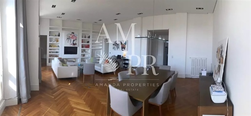 Beautiful bourgeois apartment - 3 rooms 141m² - Cannes