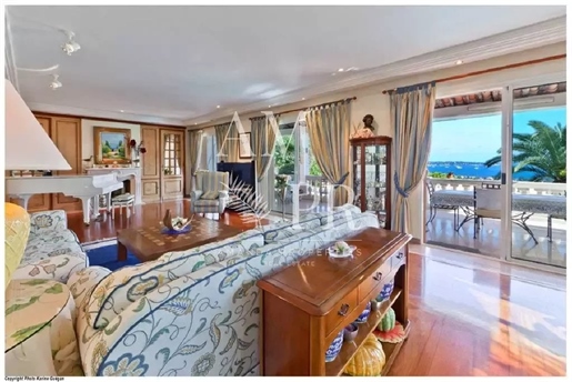 Une exclusivité Amanda Properties: Plages - Domaine fermé - Vue mer panoramique