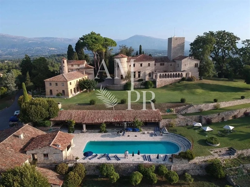 Domaine de Castellaras - Prestigeträchtige Villa von 290 m2 - Komplett renoviert