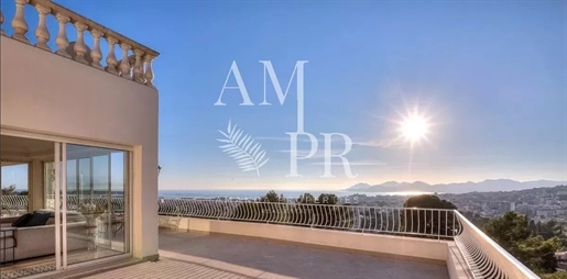 Villa mit Panoramablick auf das Meer - Cannes