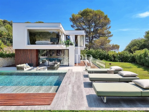 Sublime architect-designed villa - Cannes heights