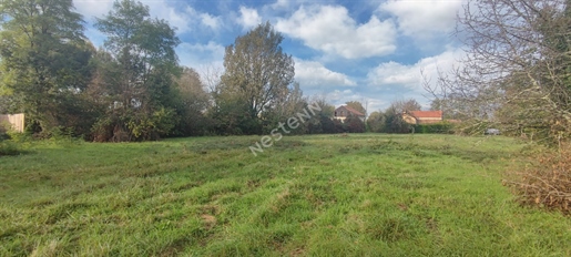 Plot of land in Bergerac well located of 1,798 m²!