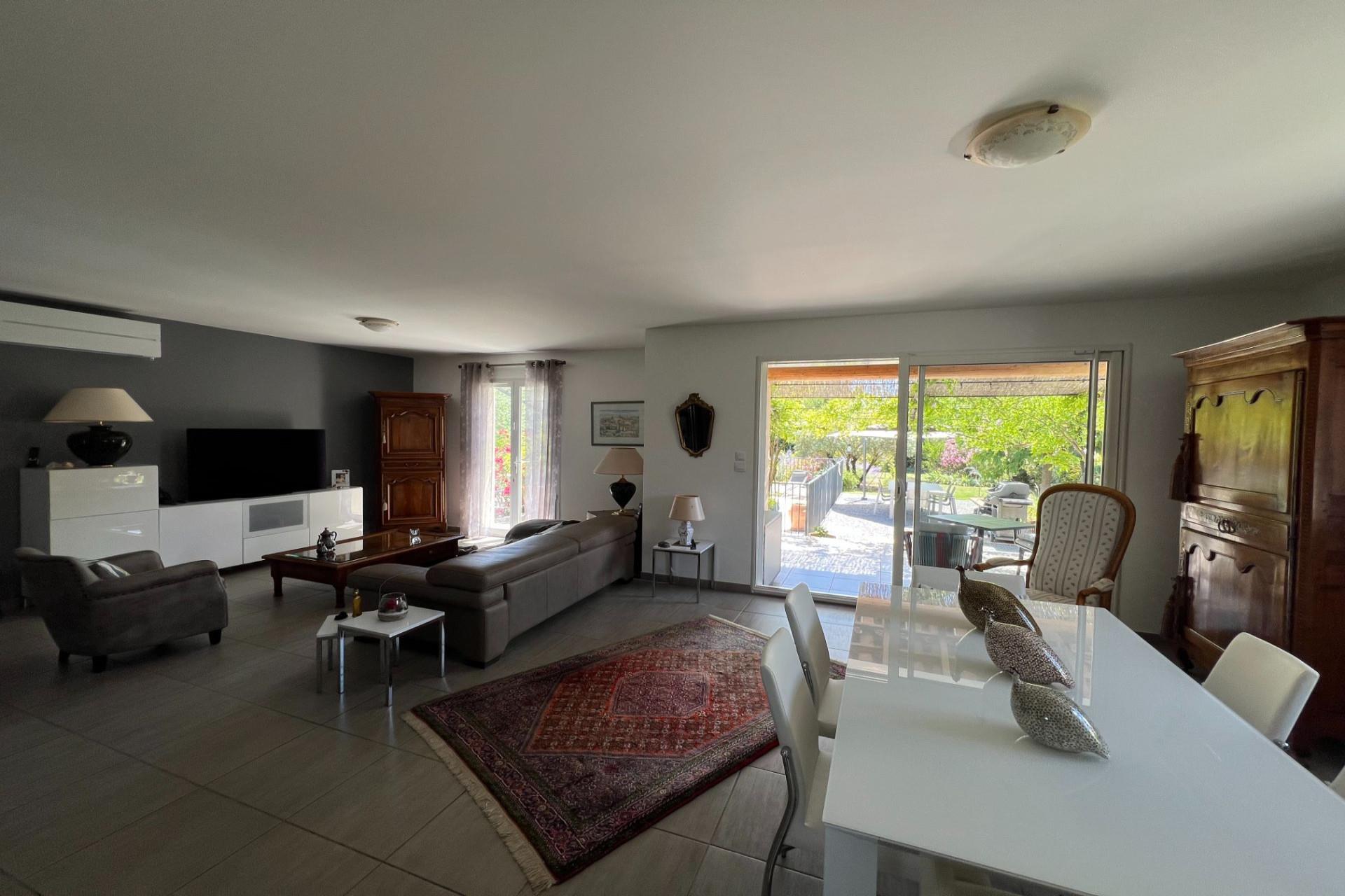 Purchase: House (30700)