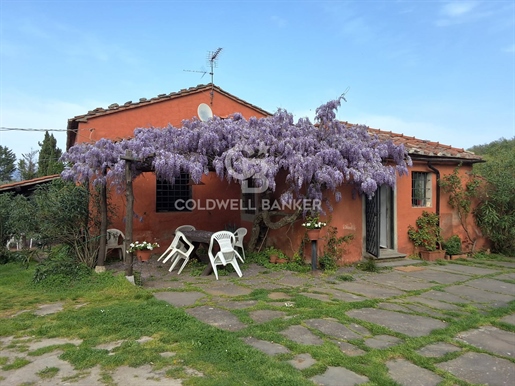 Rustico/Casale/Corte di 400 m2 a Borgo San Lorenzo