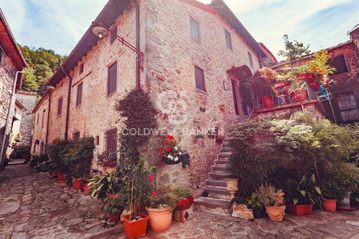 Landhaus/Bauernhaus/Hof von 287 m2 in Bagni di Lucca