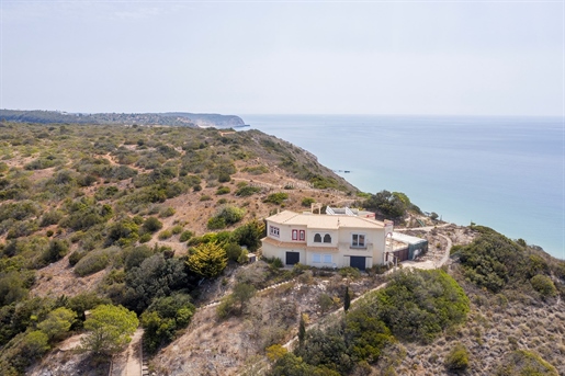 3 Bedroom Villa With Pool , Cottage & Stunning Sea Views For Sale