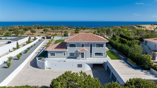 Exclusive 5 Bedroom Villa In Atalaia With Seaview, Pool & Gym, For Sale