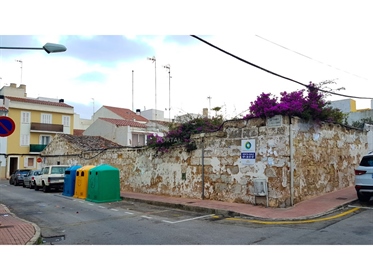 Casa con gran huerto , Es Castell, Menorca.