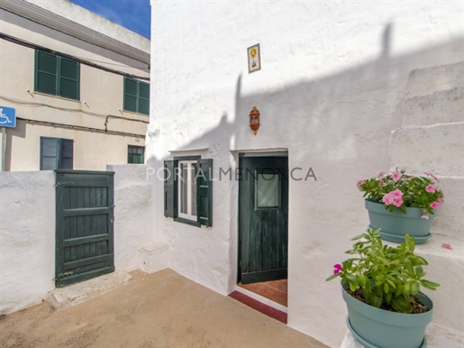 Tradionnelle maison avec patio à vendre à Sant Lluís