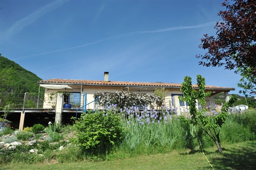 Coup De Coeur: Charming house of 116 m2, on land of 1,500 m2