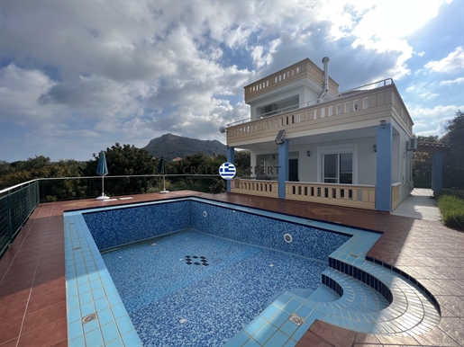 90416 - Villa For sale, Vamos, 2.600 sq.m., €505.000