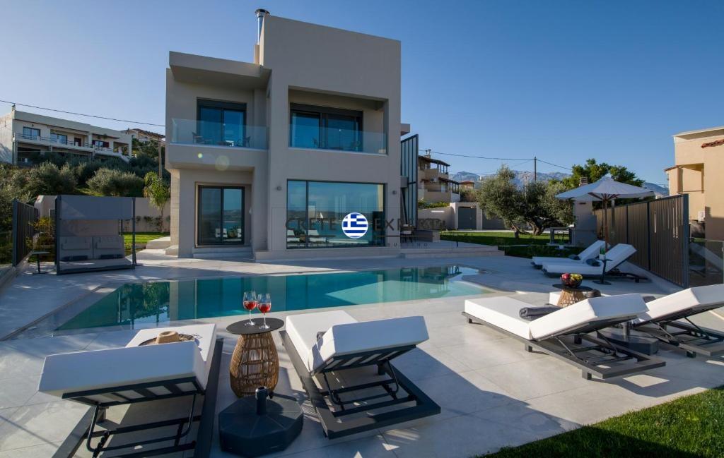 957676 - Villa For sale, Armenoi, 255 sq.m., €2.000.000