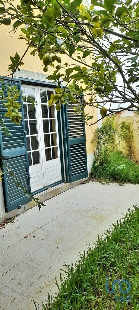 House with 4 Rooms in Lisboa with 202,00 m²