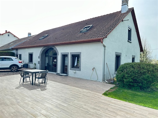 Verkauf renoviertes Bauernhaus, 5 Zimmer, ca. 118 m2, Grundstück 9,89 Ar, 229.000 €