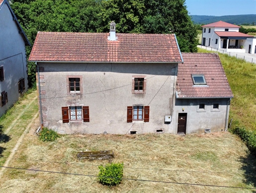 Verkauf Bauernhof zum Renovieren, 5 Zimmer, Grundstück von 41,40 Ar, Palante, Haute-Saone 148.000 Eu