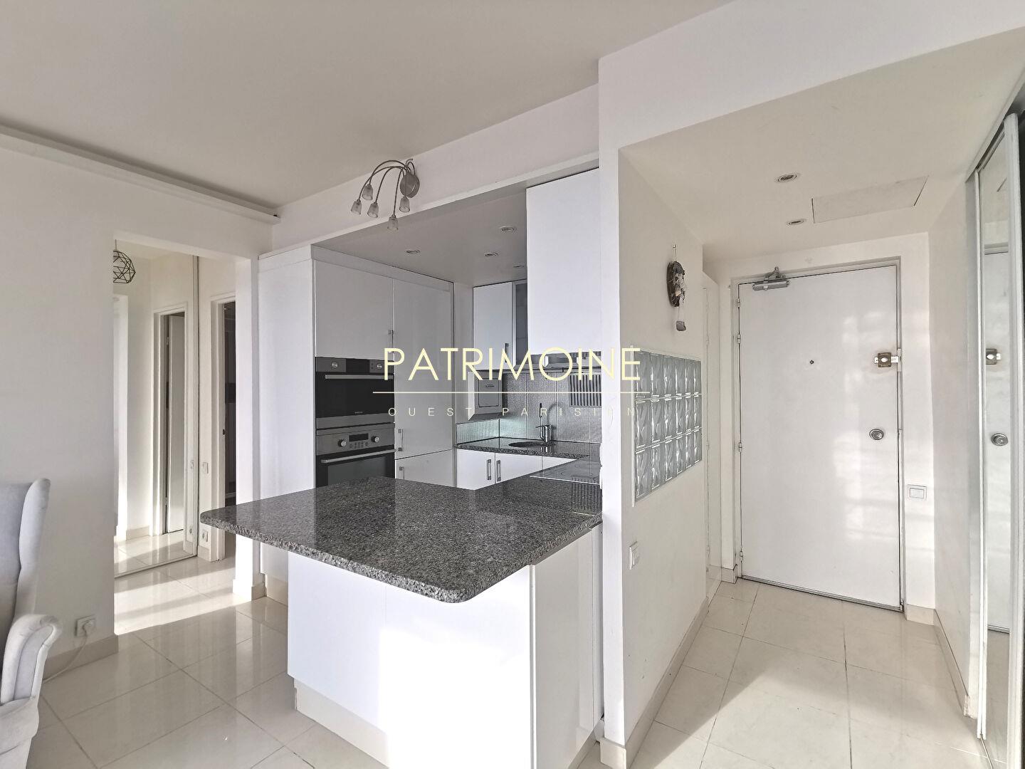 Purchase: Apartment (92800)