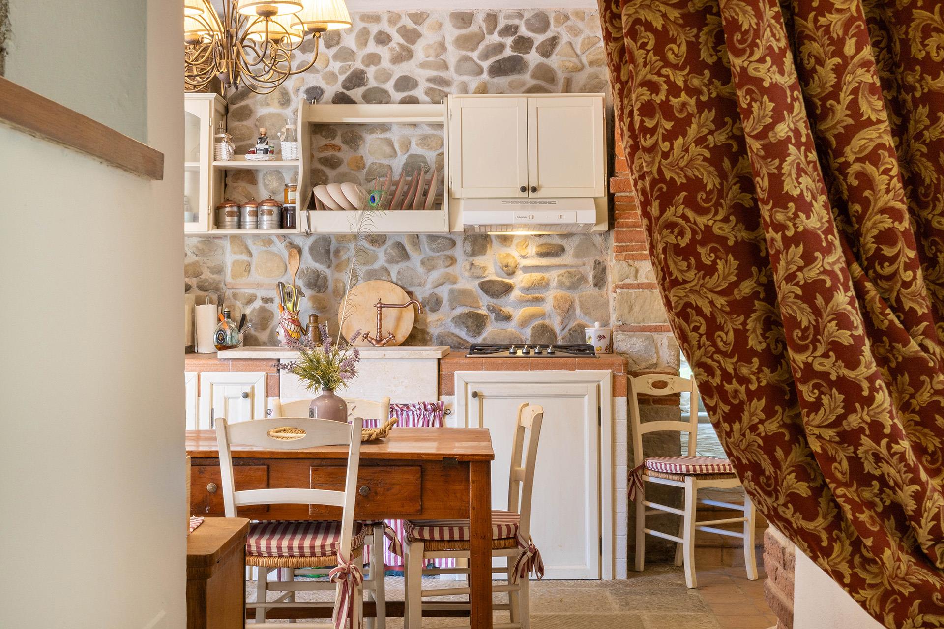 Elegant Leopoldina within walking distance from the village