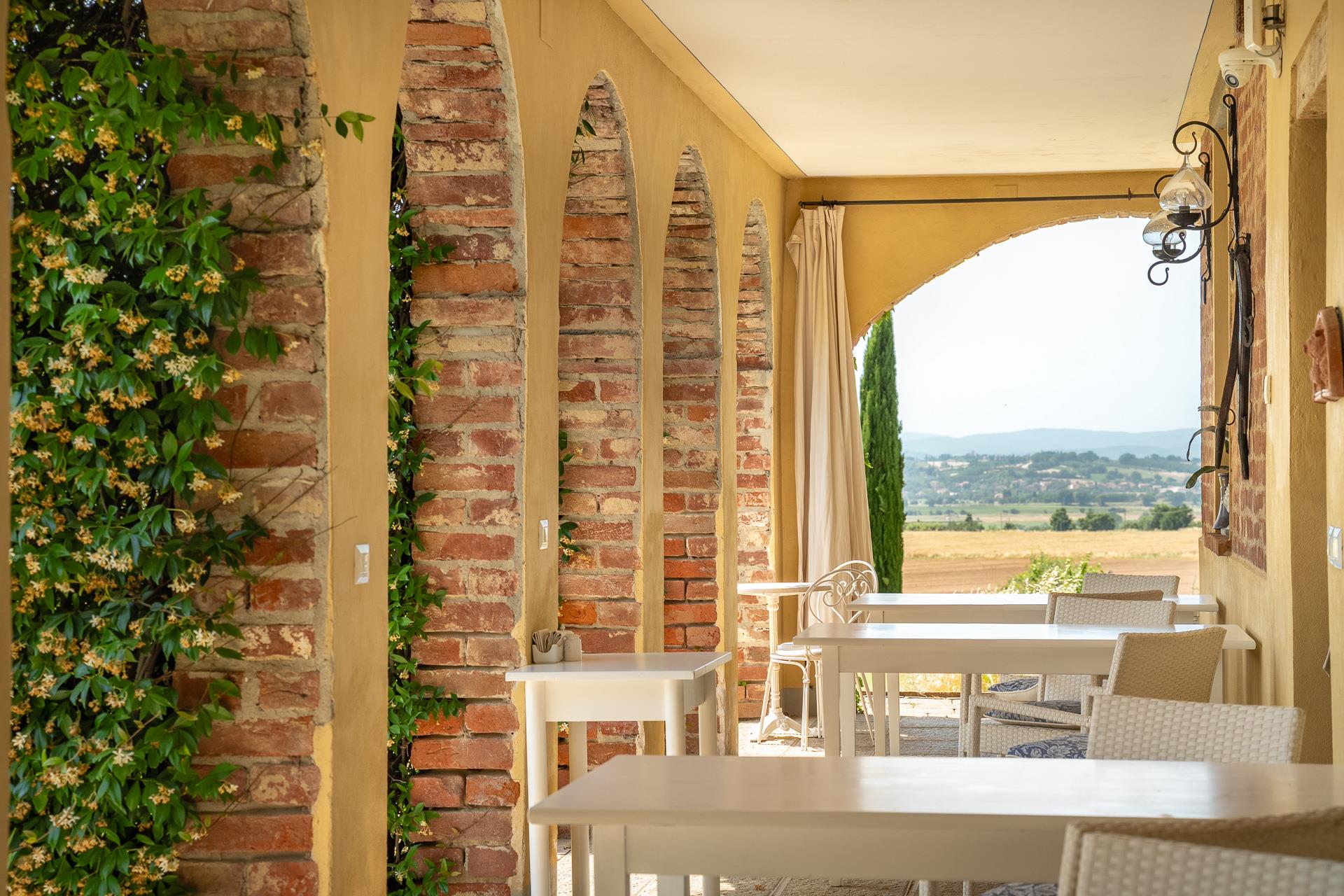 Prestigious property in the heart of Val di Chiana