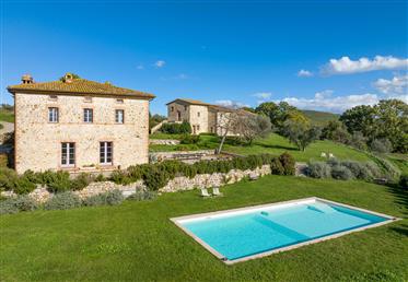 Splendid farmhouse with pool and olive grove