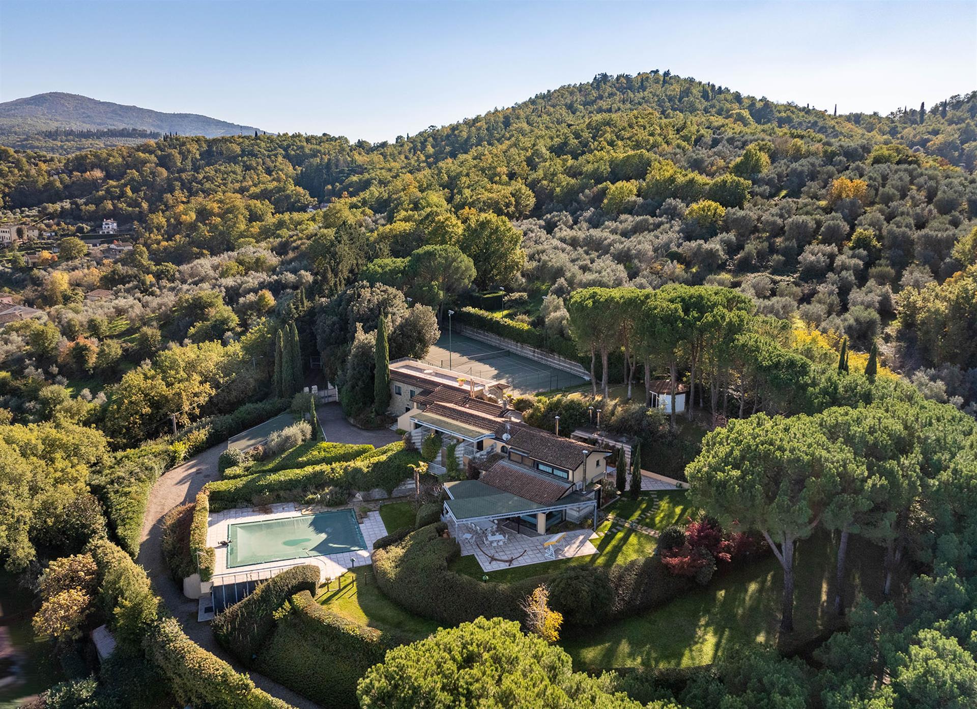 Beautiful villa with stunning views of Arezzo
