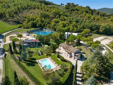 Spacious villa with pool and padel courts
