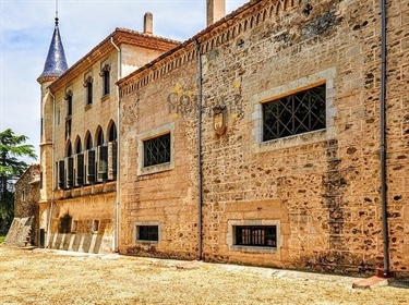 Prodaje se palača u Gironi