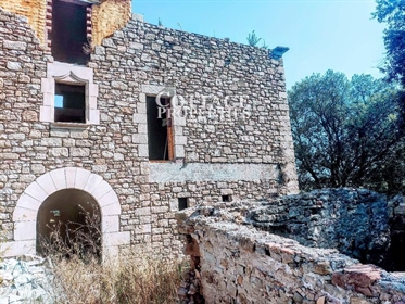 Farmhouse to rehabilitate in Castellterçol