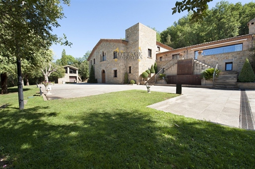 Farmhouse for sale in the Vall d'en Bass