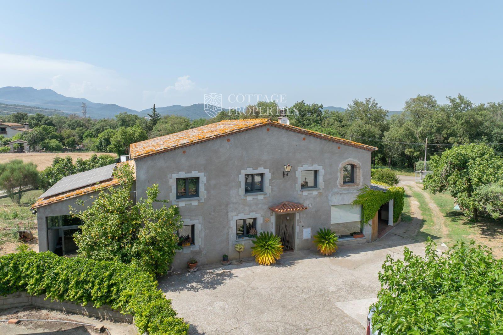 20Th-Century farmhouse for sale in Sant Gregori, Gironès, Girona