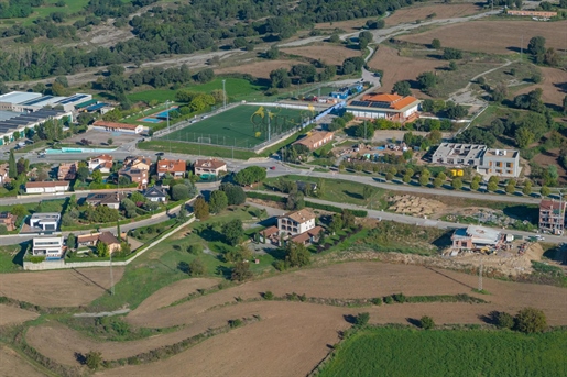 Masía del siglo Xx en venta en Sant Vicenç de Torelló, Osona, Barcelona