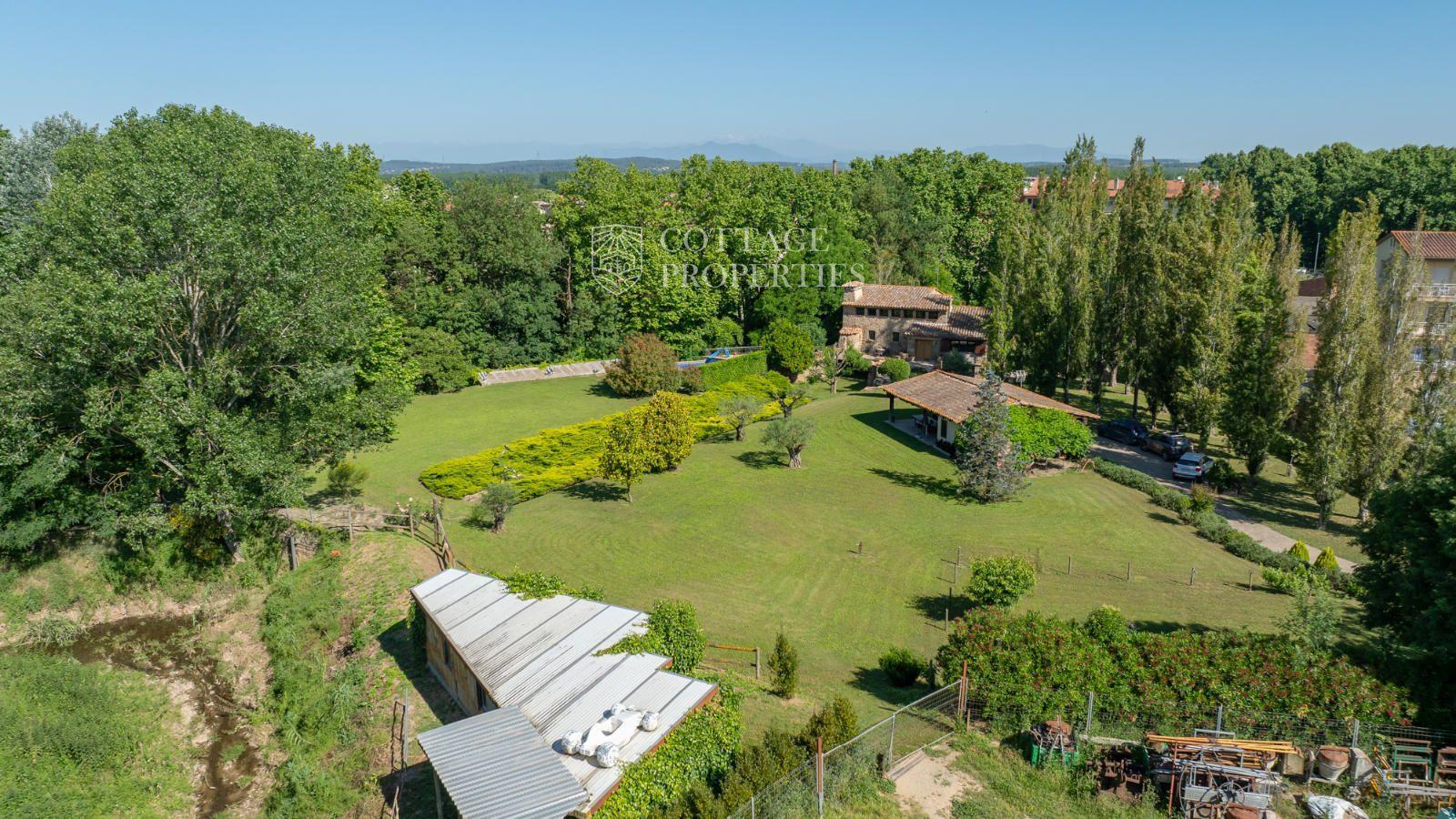 18Th-Century farmhouse for sale in Flaçà, Gironès, Girona