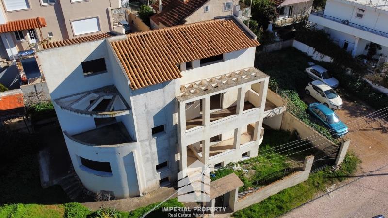 House, 300 sq, for sale