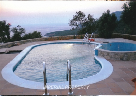 Advert pic 0