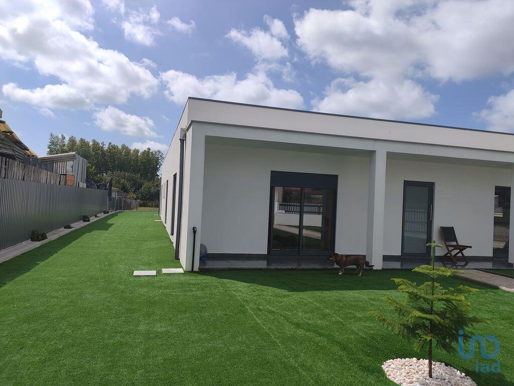Vivienda en el Aveiro, Oliveira do Bairro