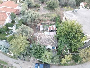 Old House 40 Sq.M. With A Land Plot Of 845 Sq.M. With Sea View, In Kamares