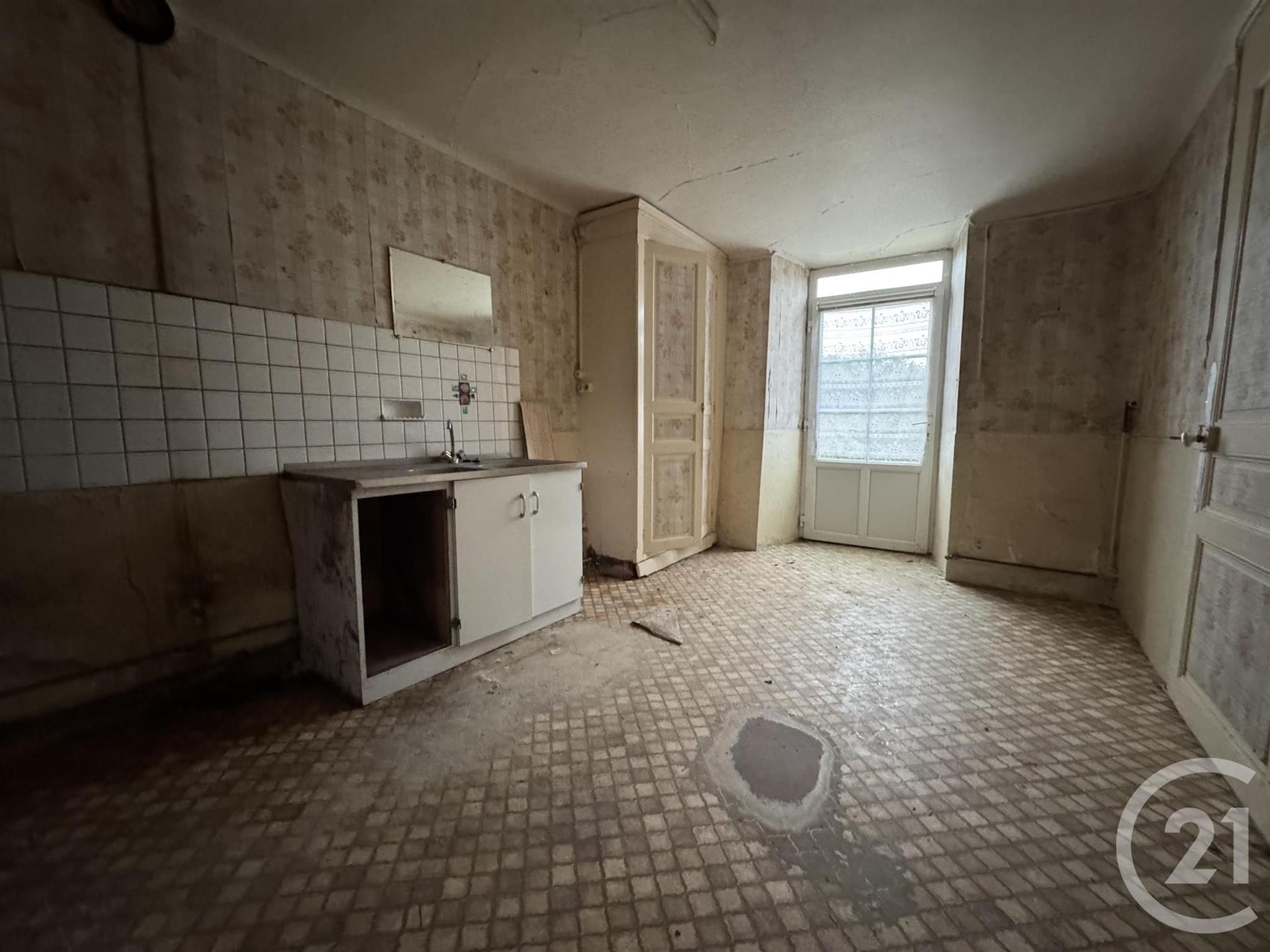 Purchase: House (61140)