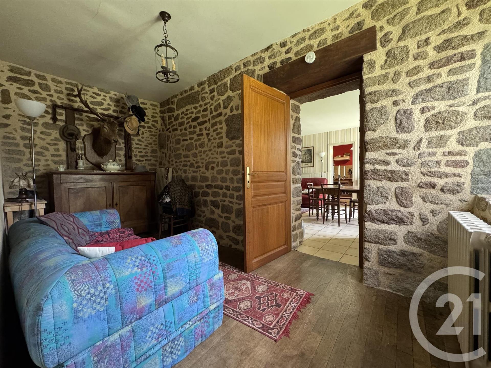 Purchase: House (61150)